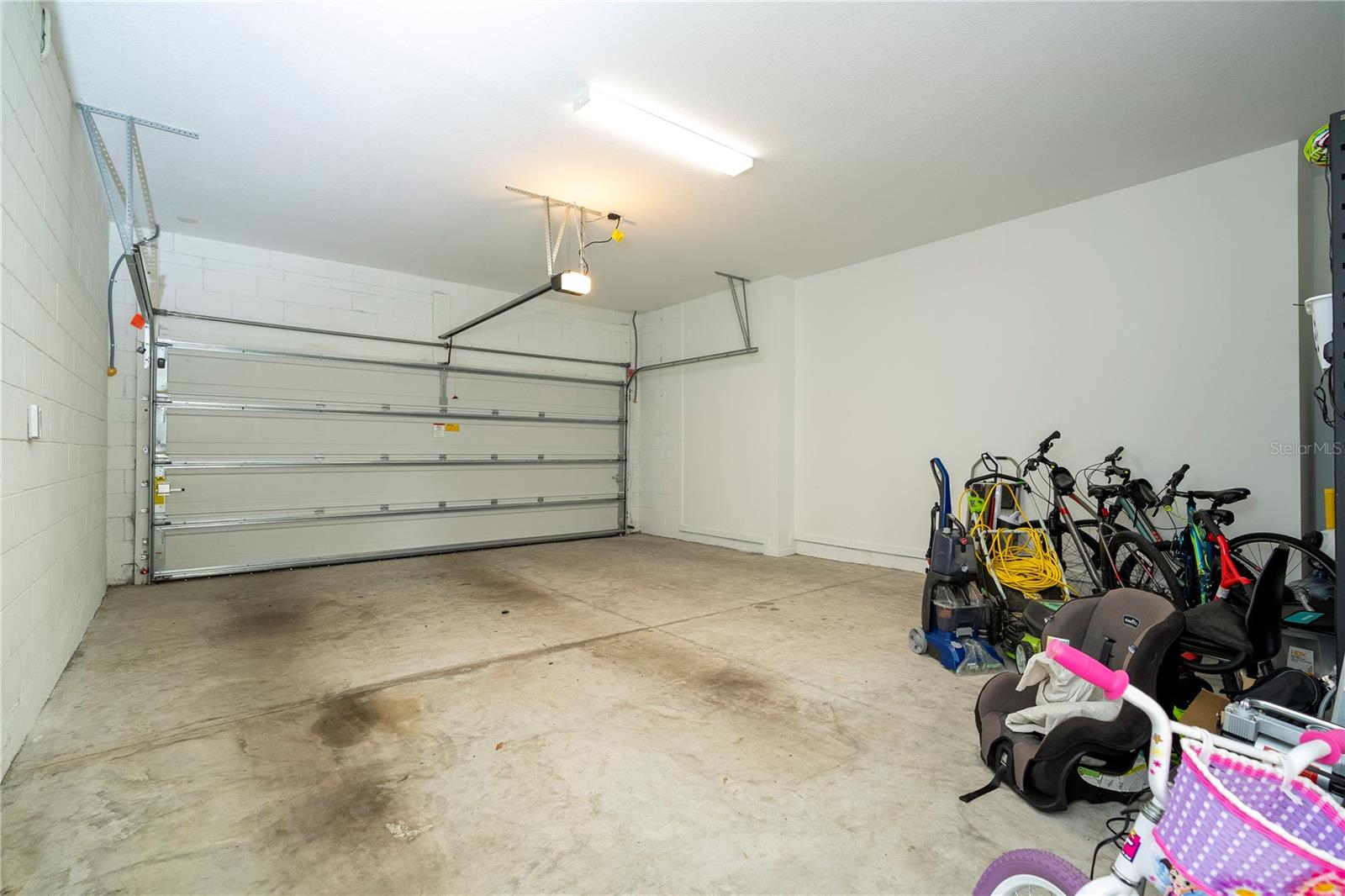LAKESIDE/HAMLIN - Residential