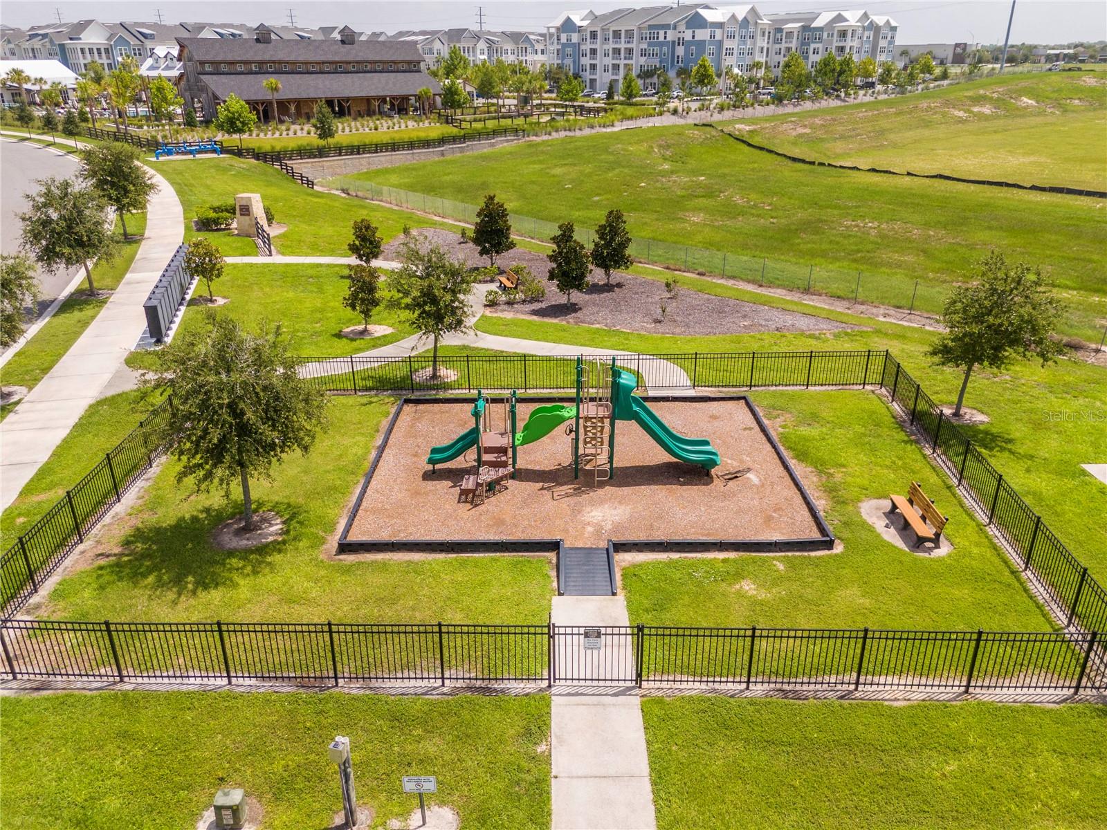 LAKESIDE/HAMLIN - Residential