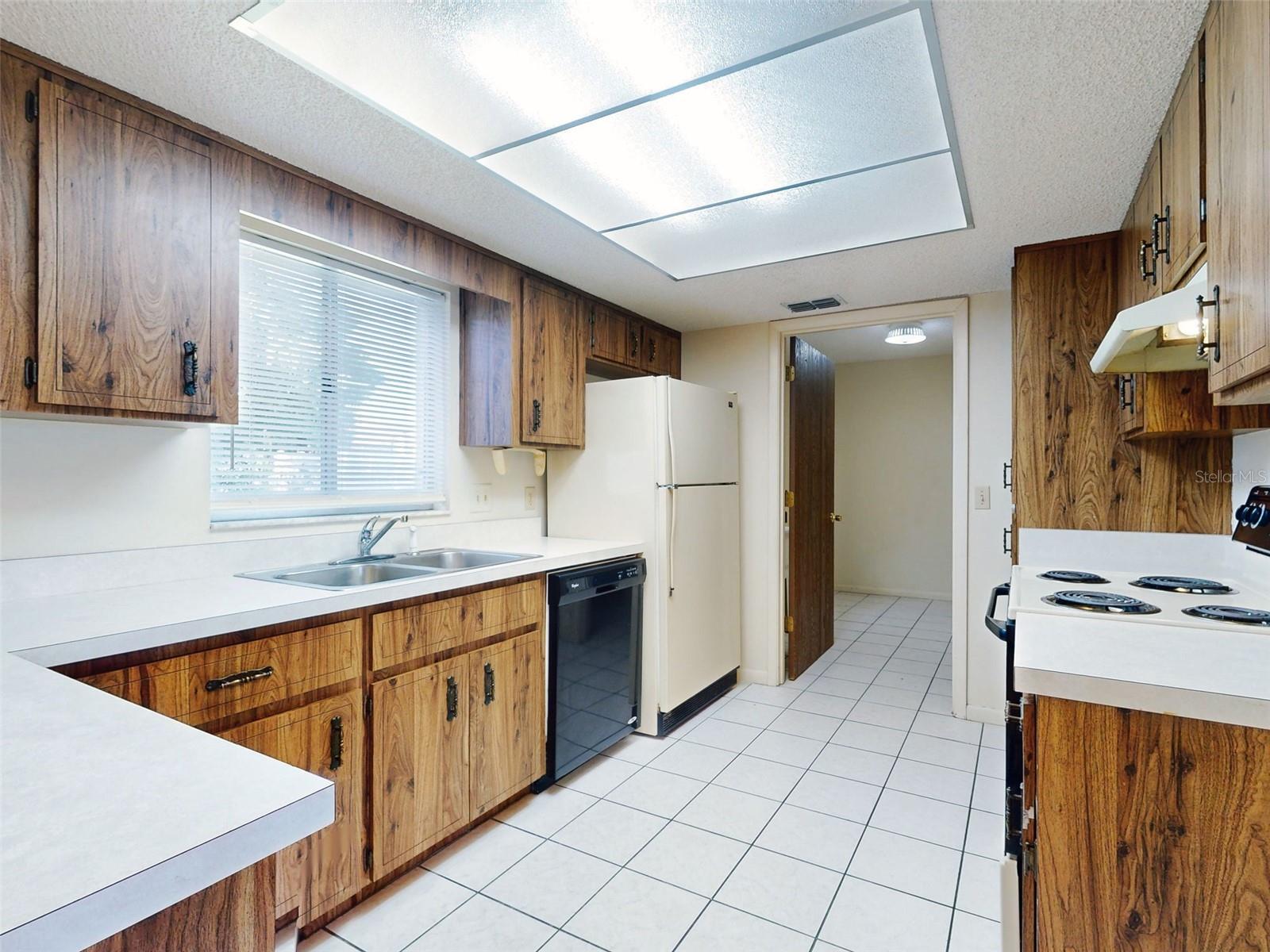 DELTONA LAKES UNIT 07 - Residential