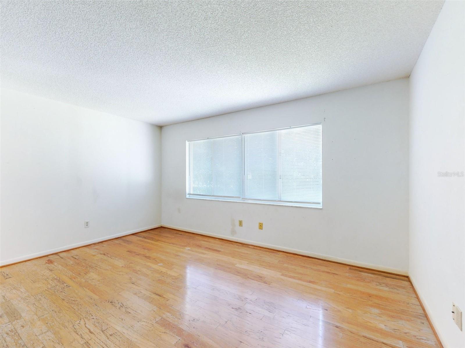 DELTONA LAKES UNIT 07 - Residential