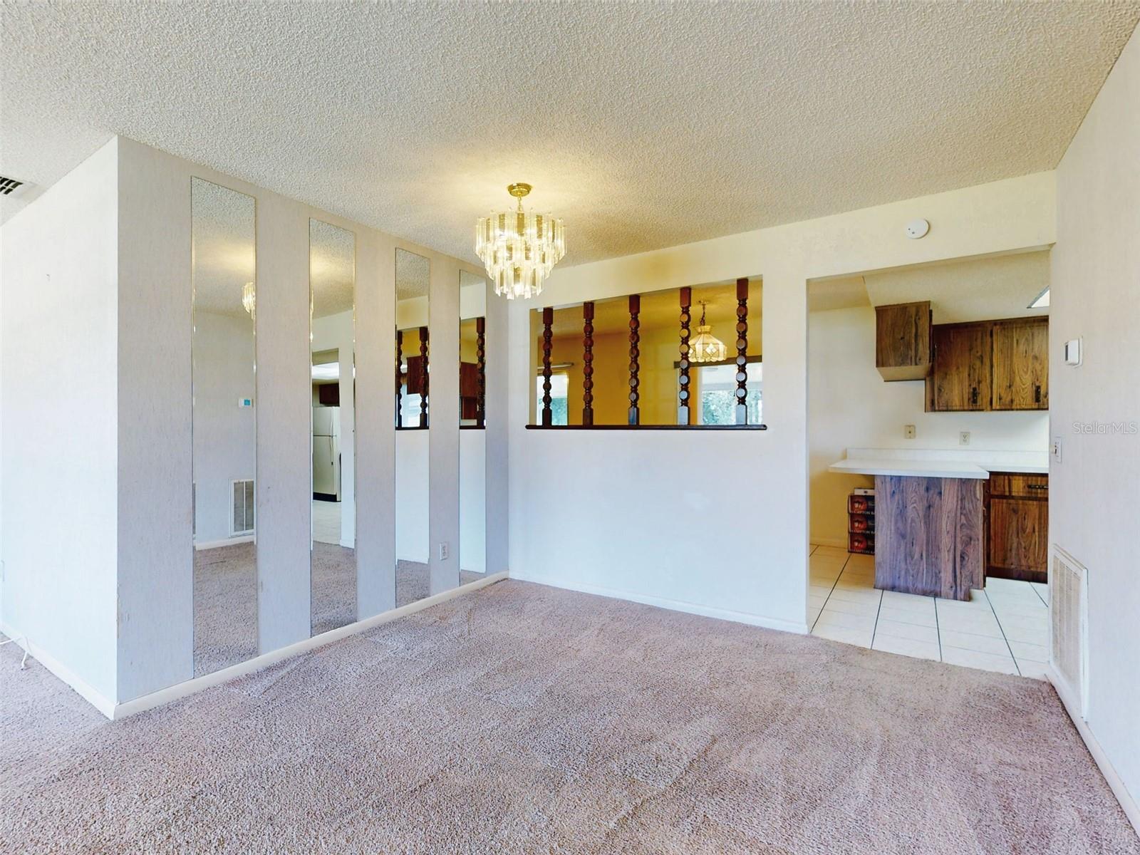 DELTONA LAKES UNIT 07 - Residential