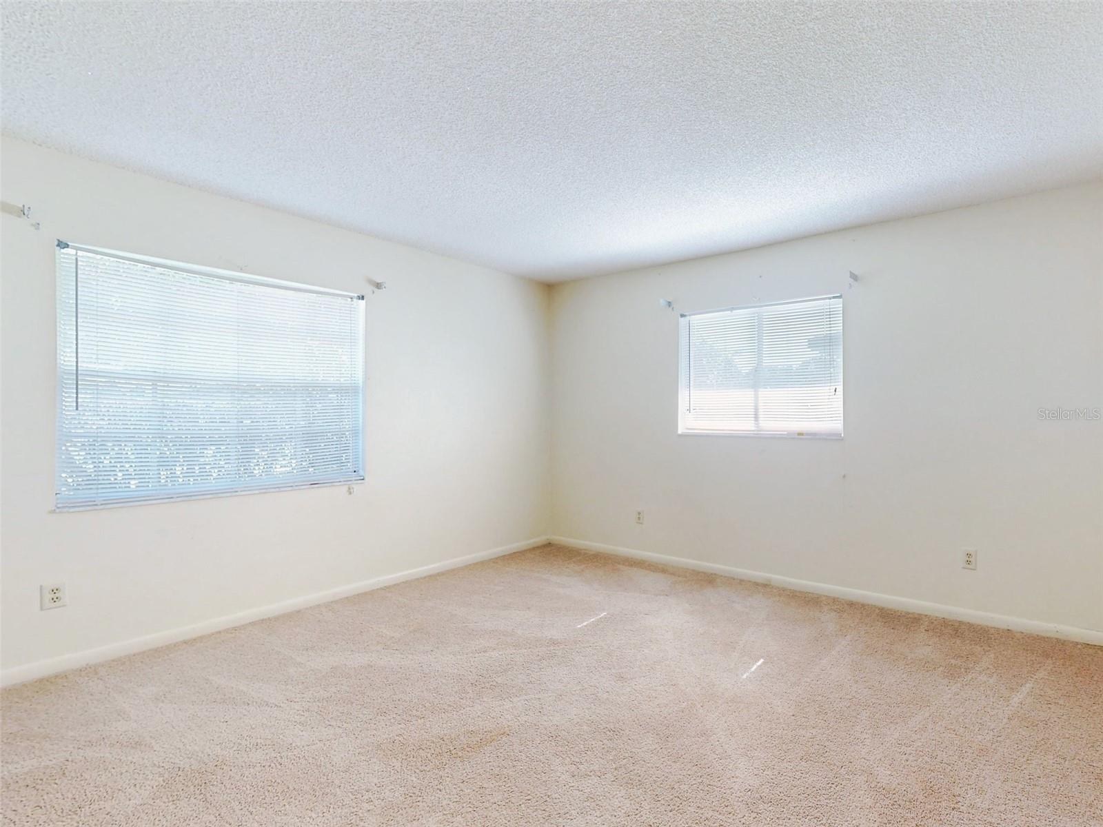 DELTONA LAKES UNIT 07 - Residential