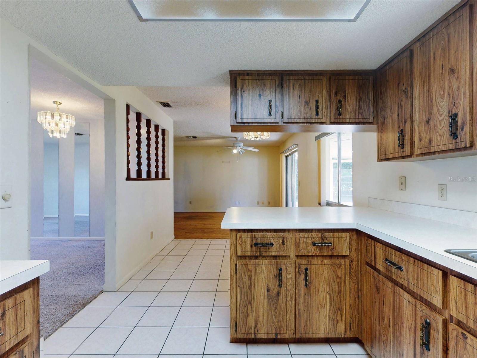 DELTONA LAKES UNIT 07 - Residential