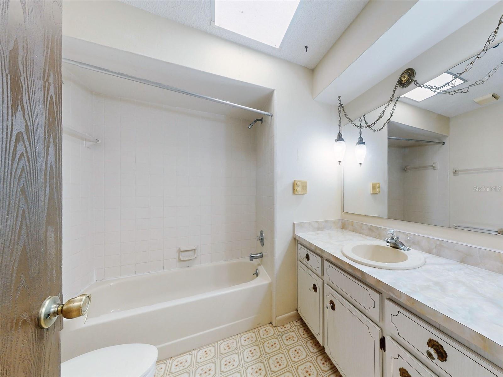 DELTONA LAKES UNIT 07 - Residential