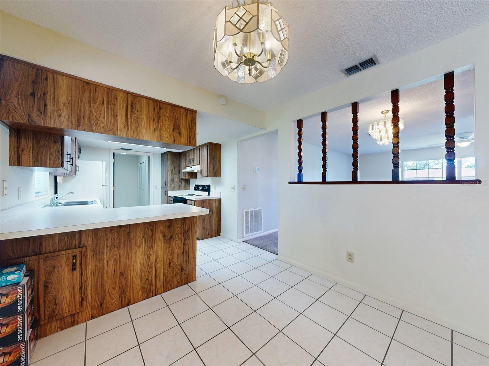 DELTONA LAKES UNIT 07 - Residential