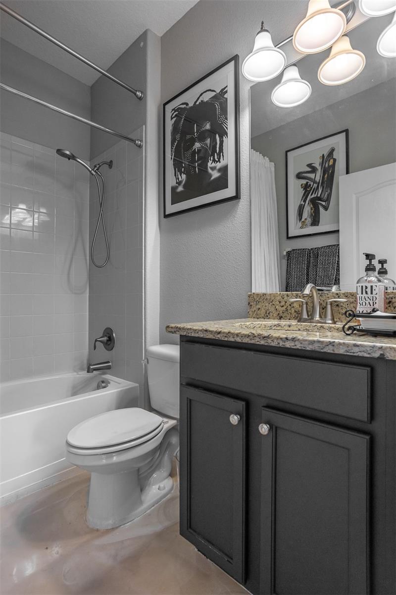 SPYGLASS AT RIVER BEND - Residential