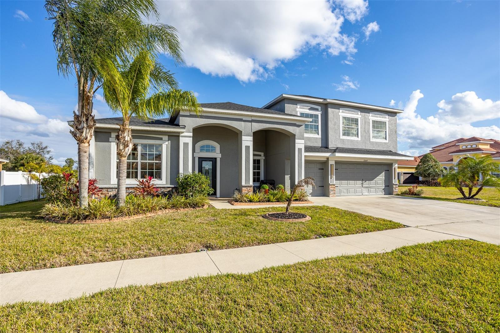 SPYGLASS AT RIVER BEND - Residential