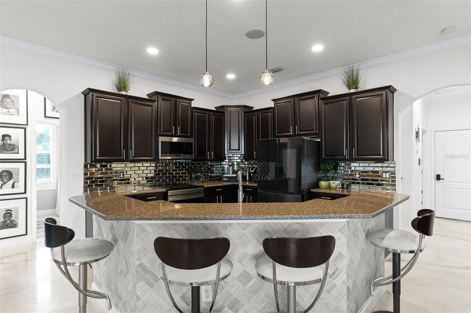 SPYGLASS AT RIVER BEND - Residential