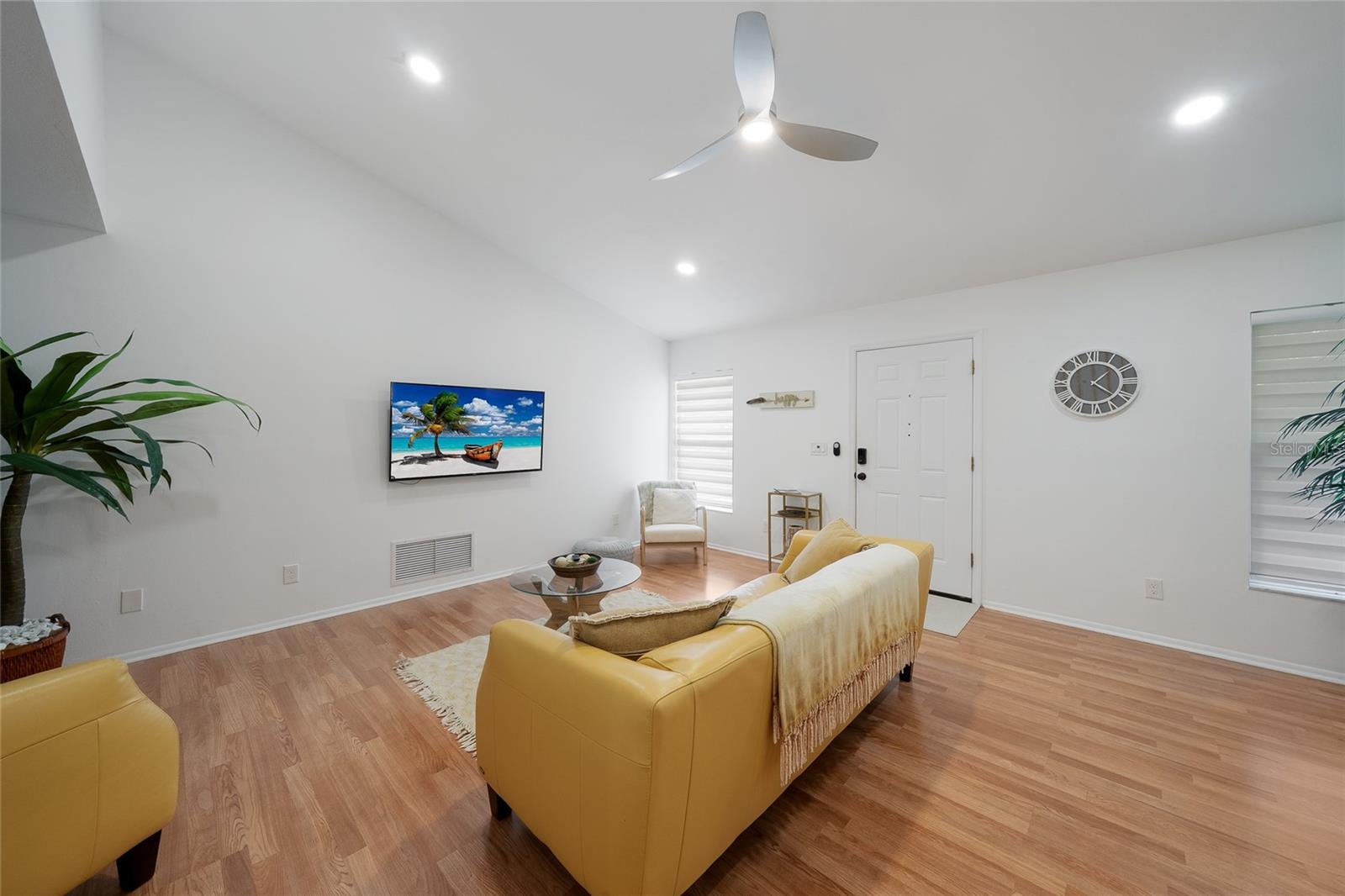 SOUTH VENICE - Residential