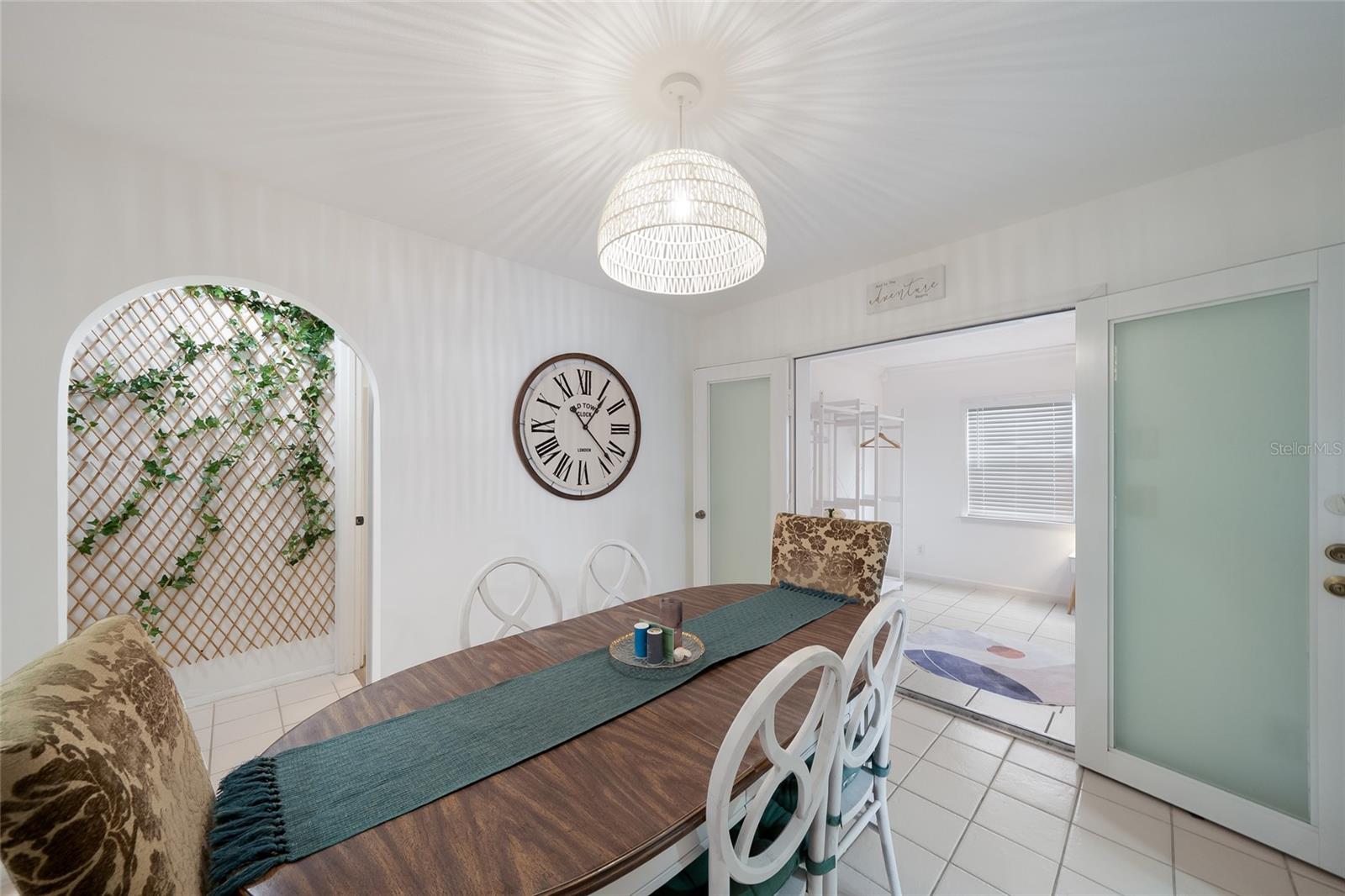SOUTH VENICE - Residential