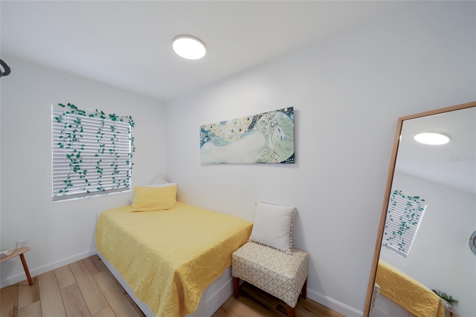 SOUTH VENICE - Residential