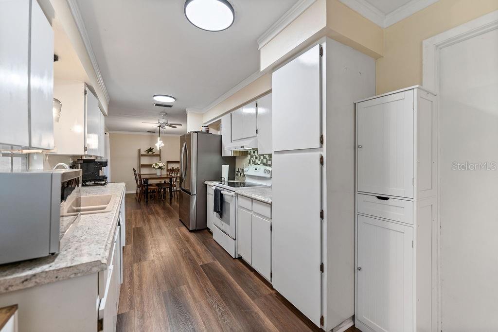 ZEPHYRHILLS COLONY CO - Residential
