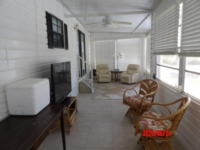 HOLIDAY TRAVEL PARK ENGLEWOOD - Residential