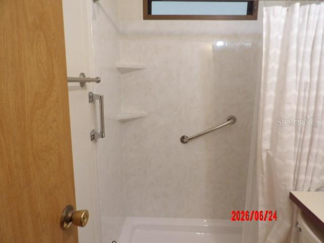 HOLIDAY TRAVEL PARK ENGLEWOOD - Residential