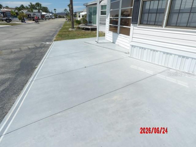 HOLIDAY TRAVEL PARK ENGLEWOOD - Residential