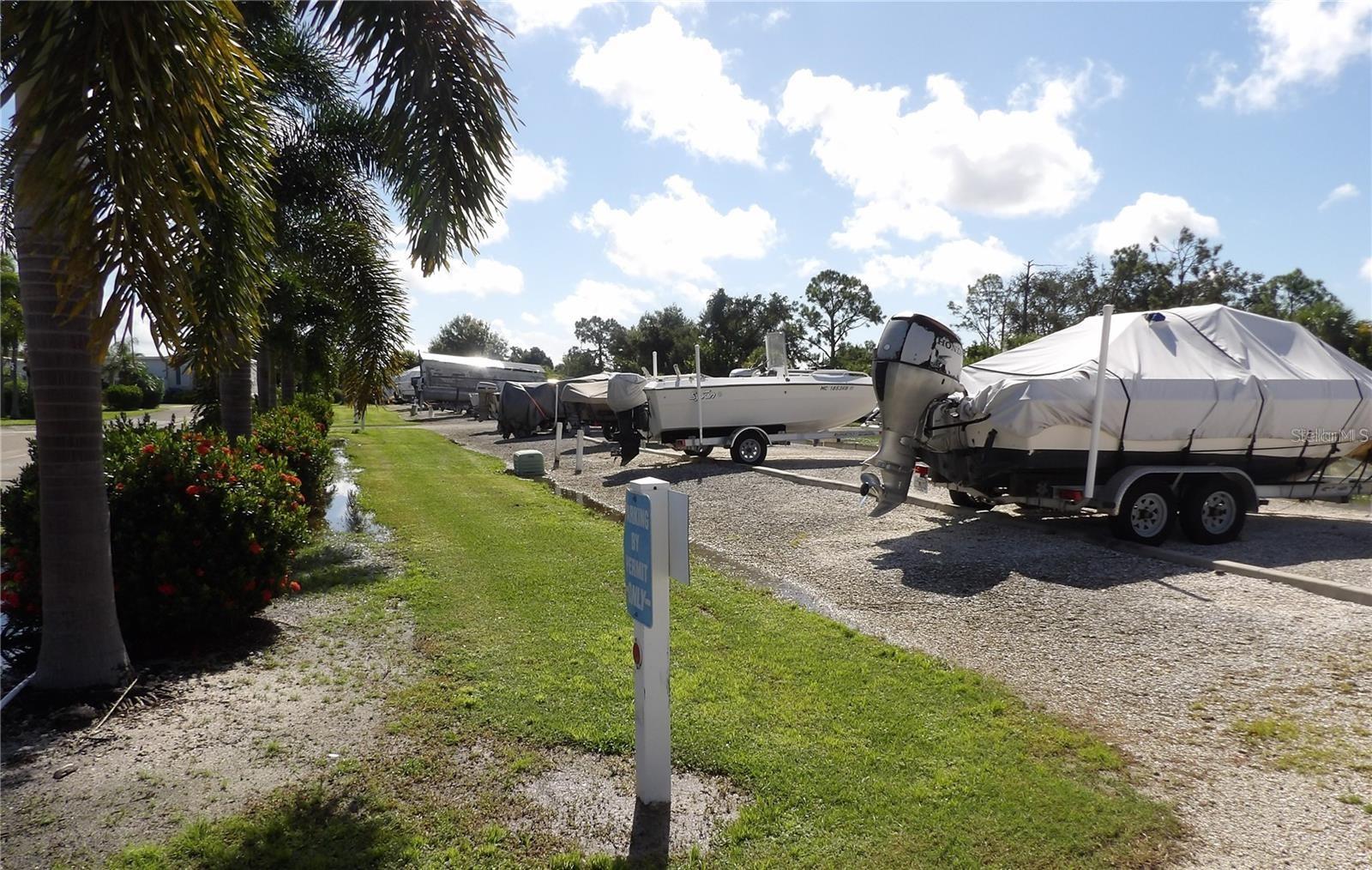 HOLIDAY TRAVEL PARK ENGLEWOOD - Residential