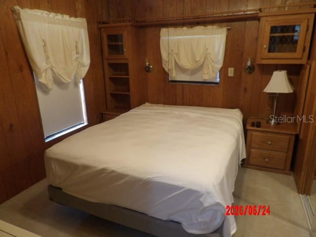 HOLIDAY TRAVEL PARK ENGLEWOOD - Residential