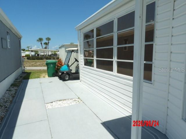 HOLIDAY TRAVEL PARK ENGLEWOOD - Residential