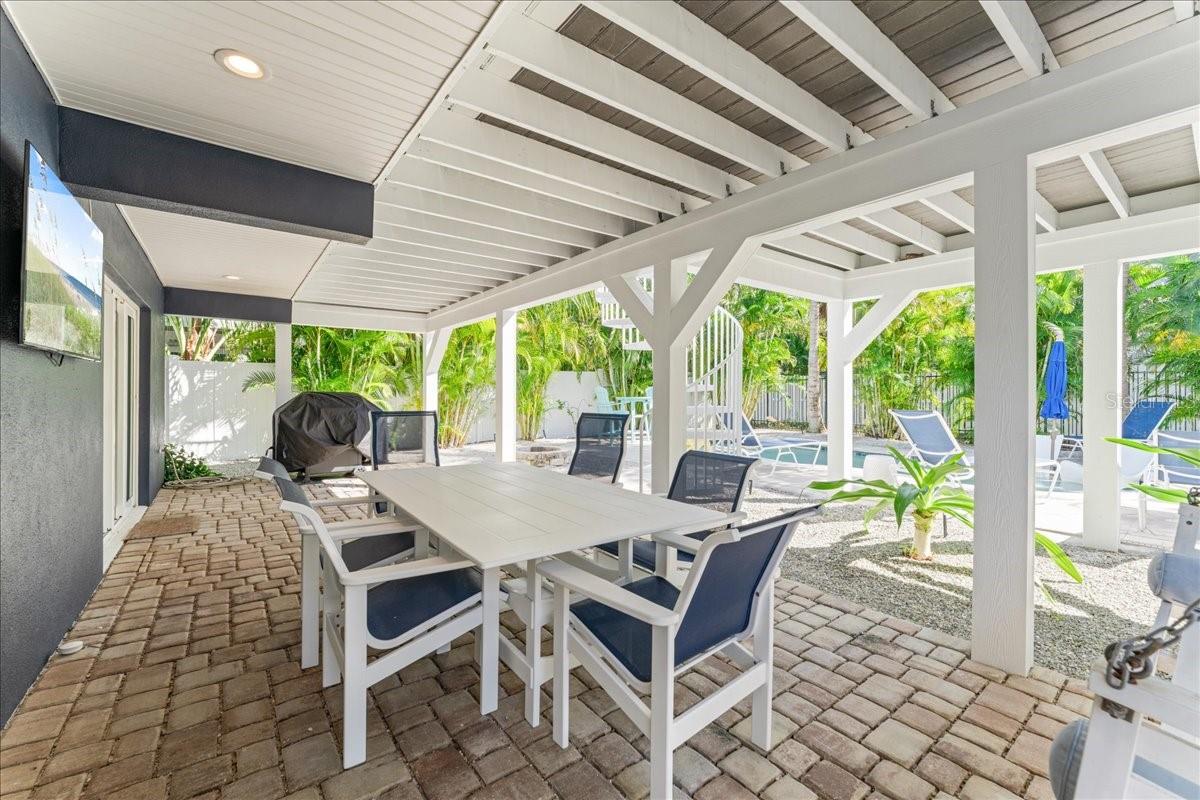 ANNA MARIA BEACH - Residential