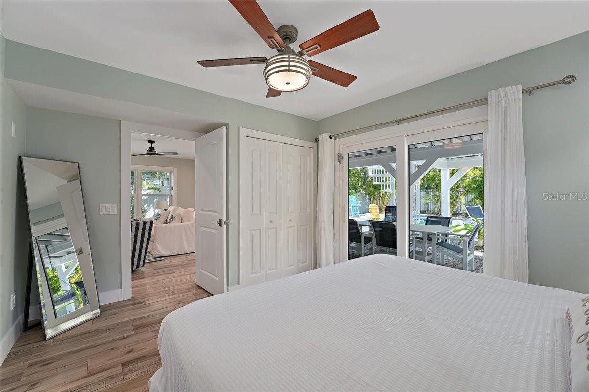 ANNA MARIA BEACH - Residential