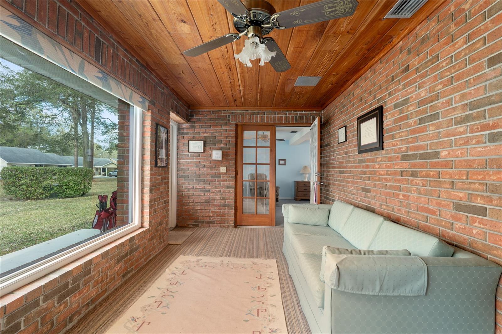 CIRCLE SQUARE WOODS #9 - Residential