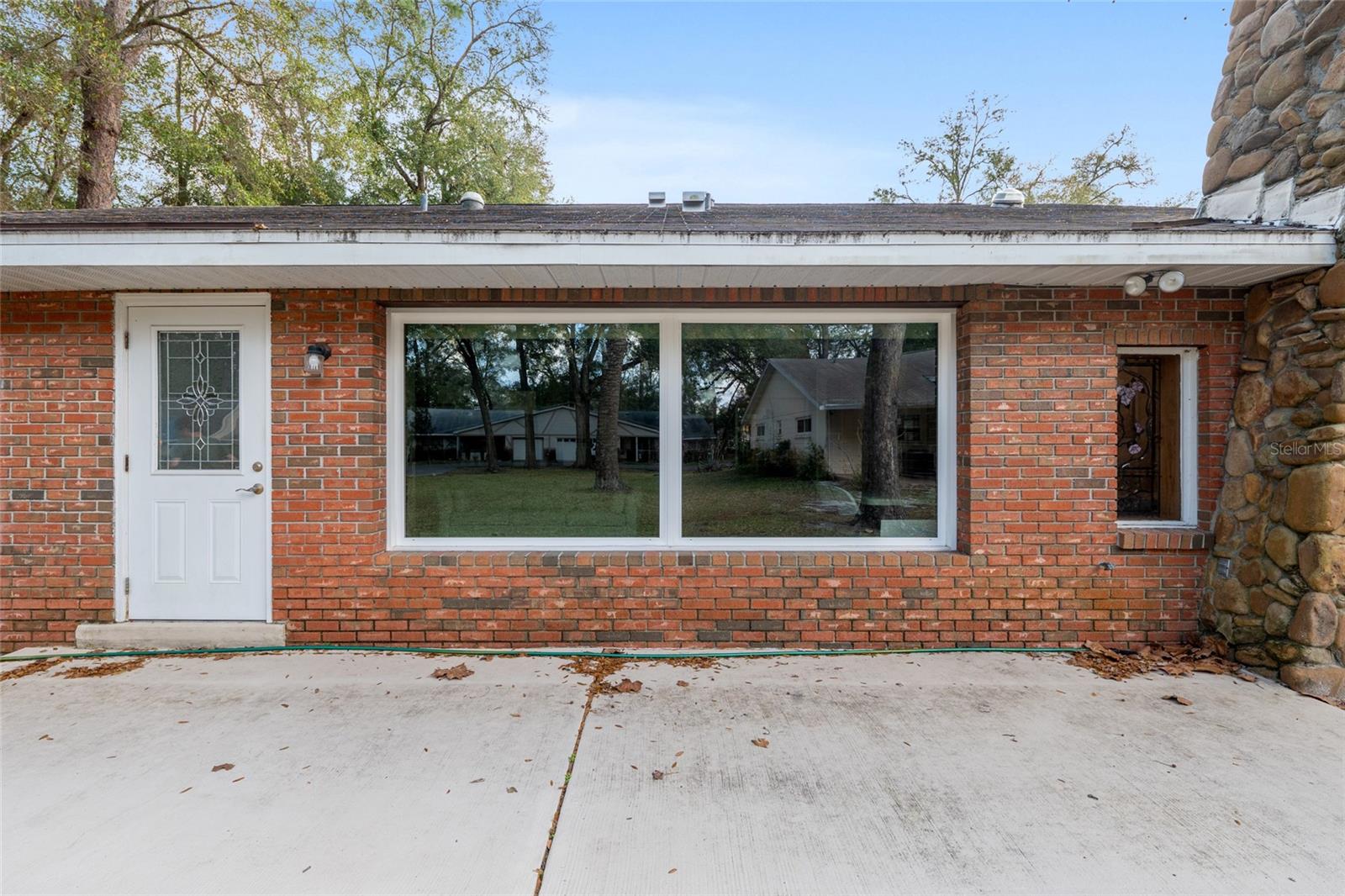 CIRCLE SQUARE WOODS #9 - Residential