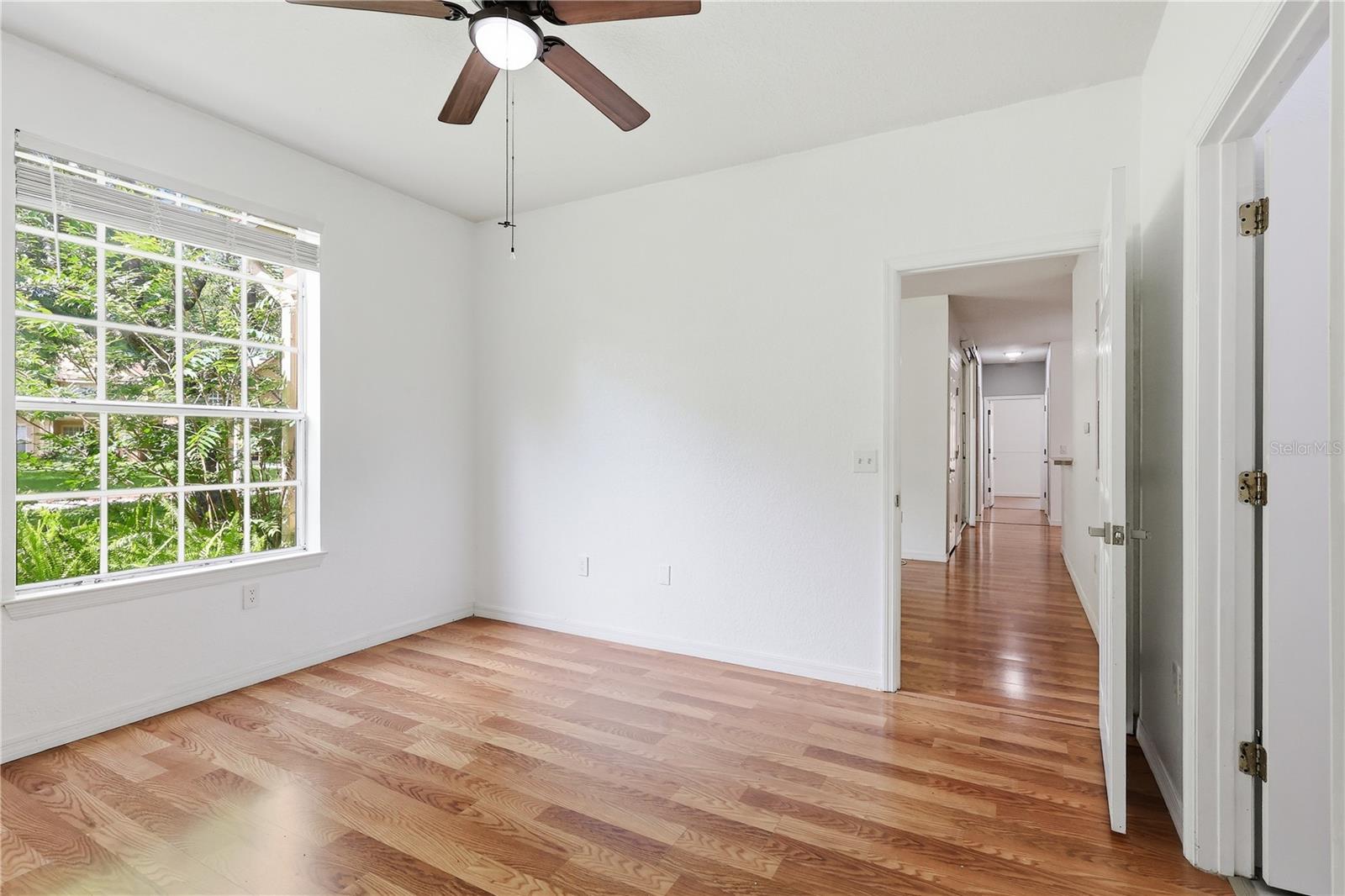 CRESCENT PLACE AT LAKE LOTUS CONDO - Residential Lease
