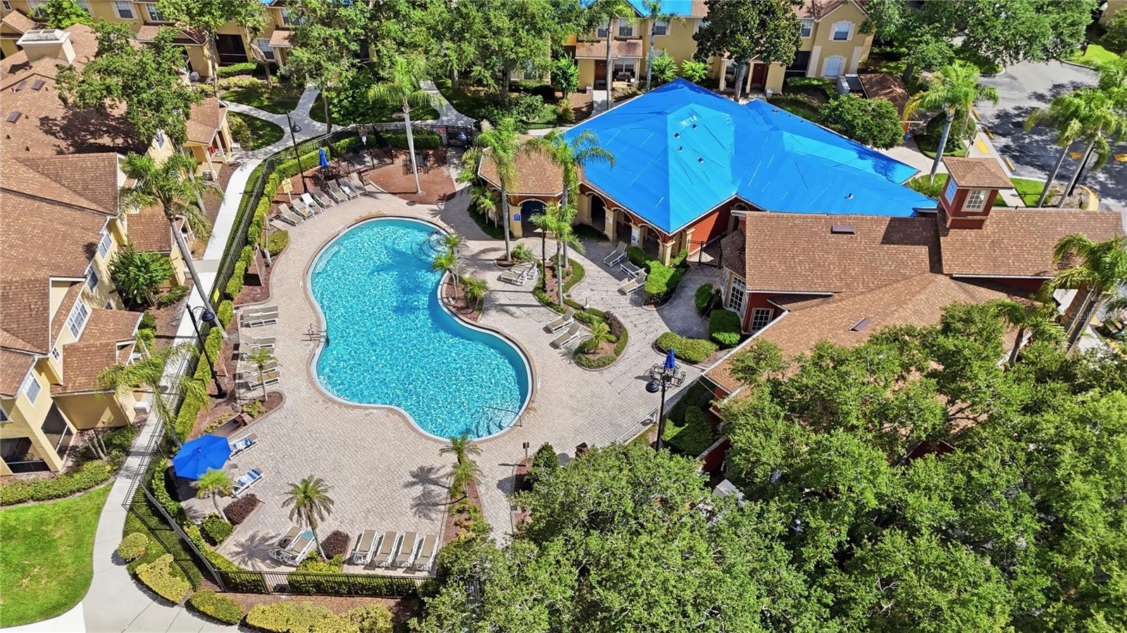 CRESCENT PLACE AT LAKE LOTUS CONDO - Residential Lease