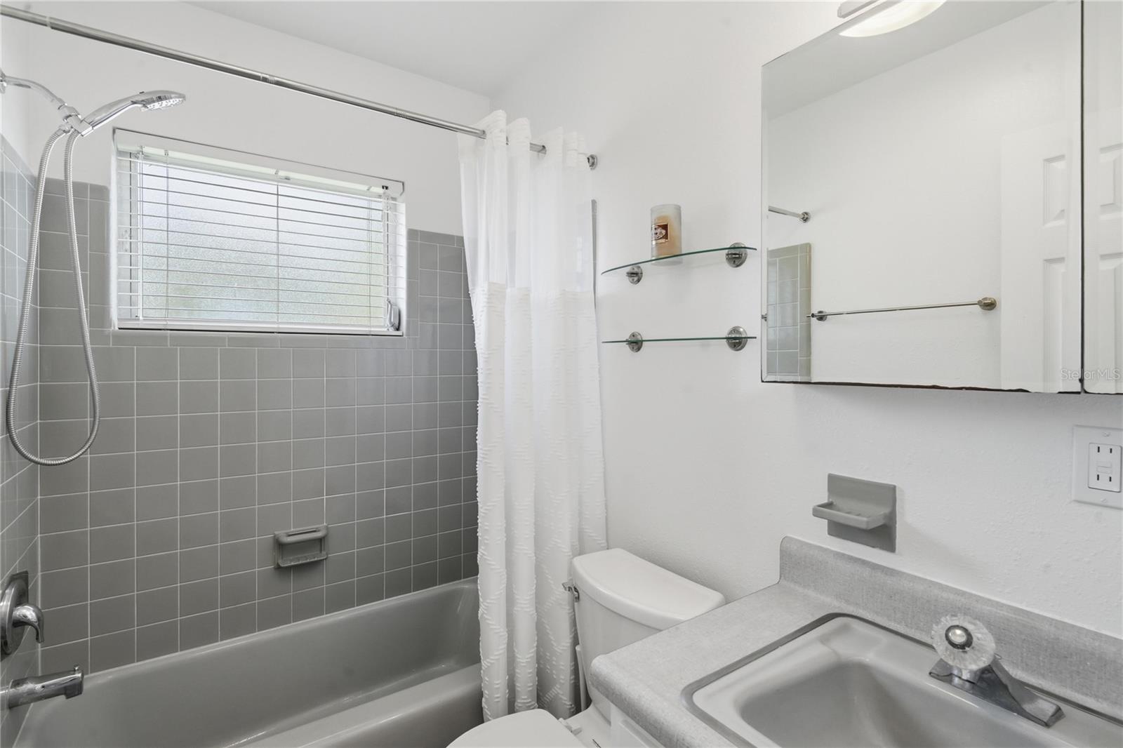 DAETWYLER SHORES REP 01 - Residential