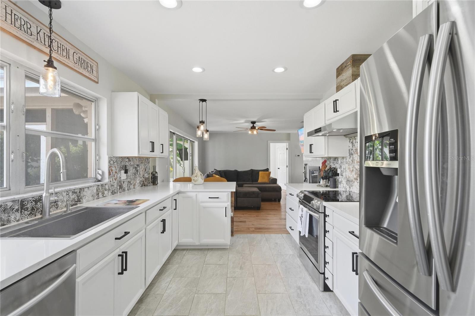DAETWYLER SHORES REP 01 - Residential