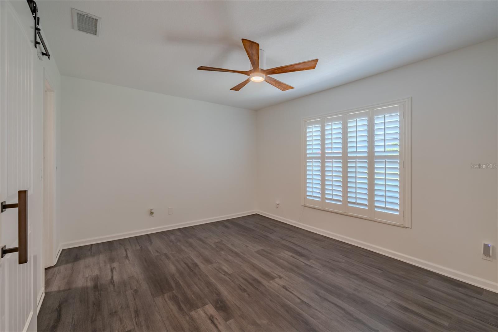 FAIRWAY PALMS A CONDO - Residential