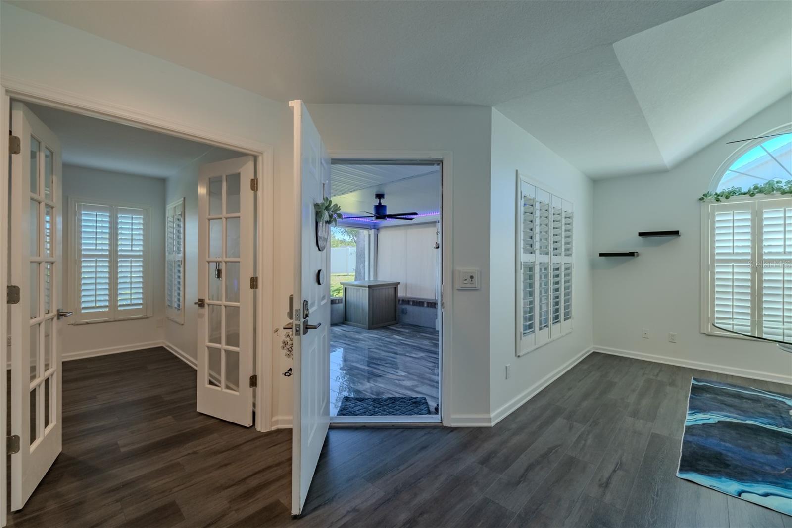 FAIRWAY PALMS A CONDO - Residential