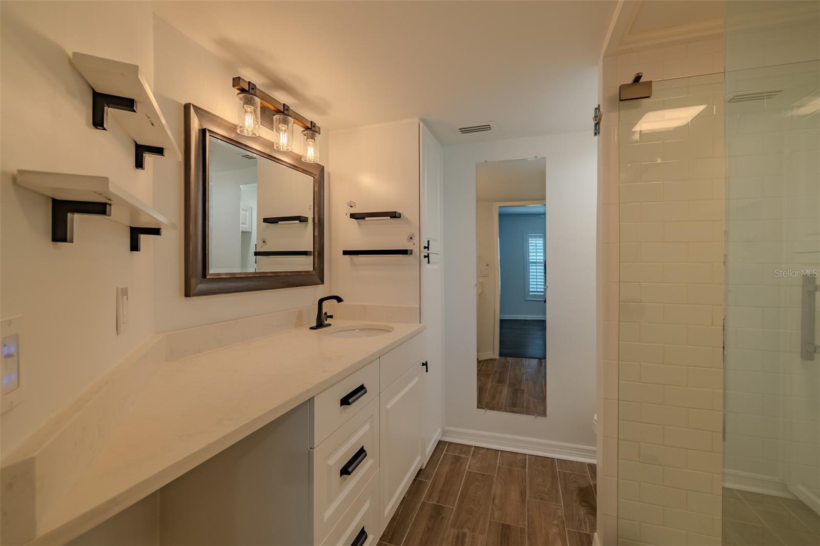 FAIRWAY PALMS A CONDO - Residential