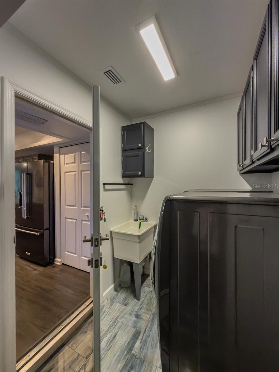 FAIRWAY PALMS A CONDO - Residential