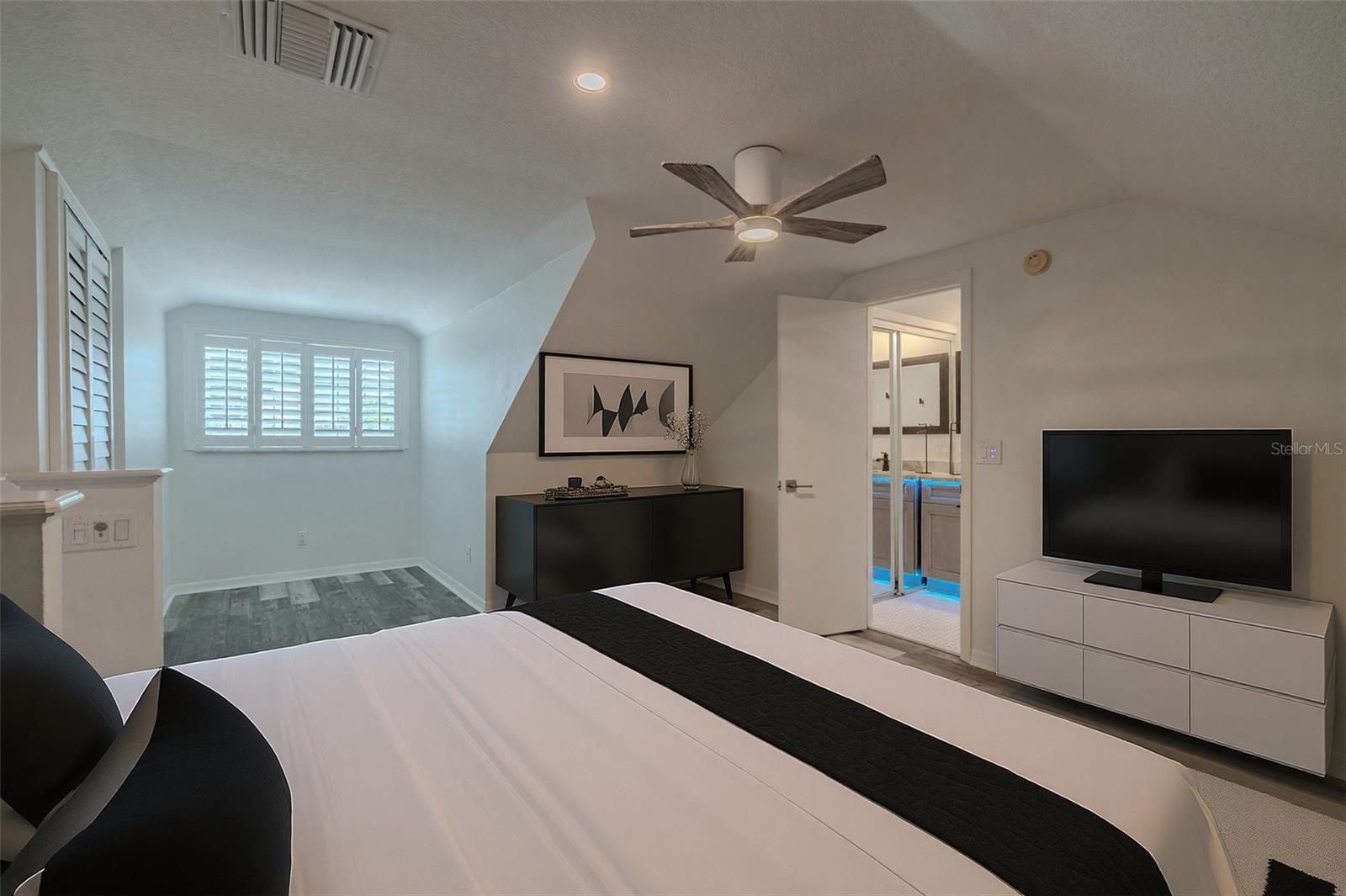 FAIRWAY PALMS A CONDO - Residential