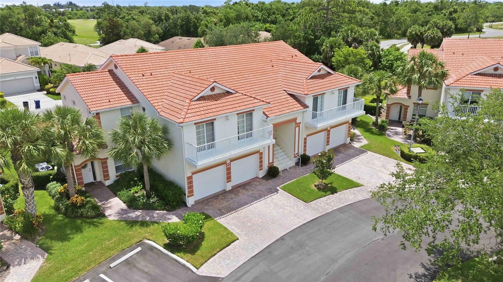 PALM GROVE - Residential