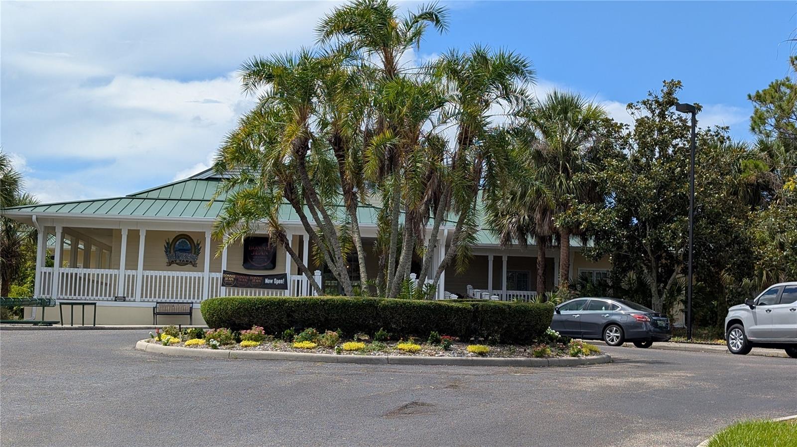 PALM GROVE - Residential
