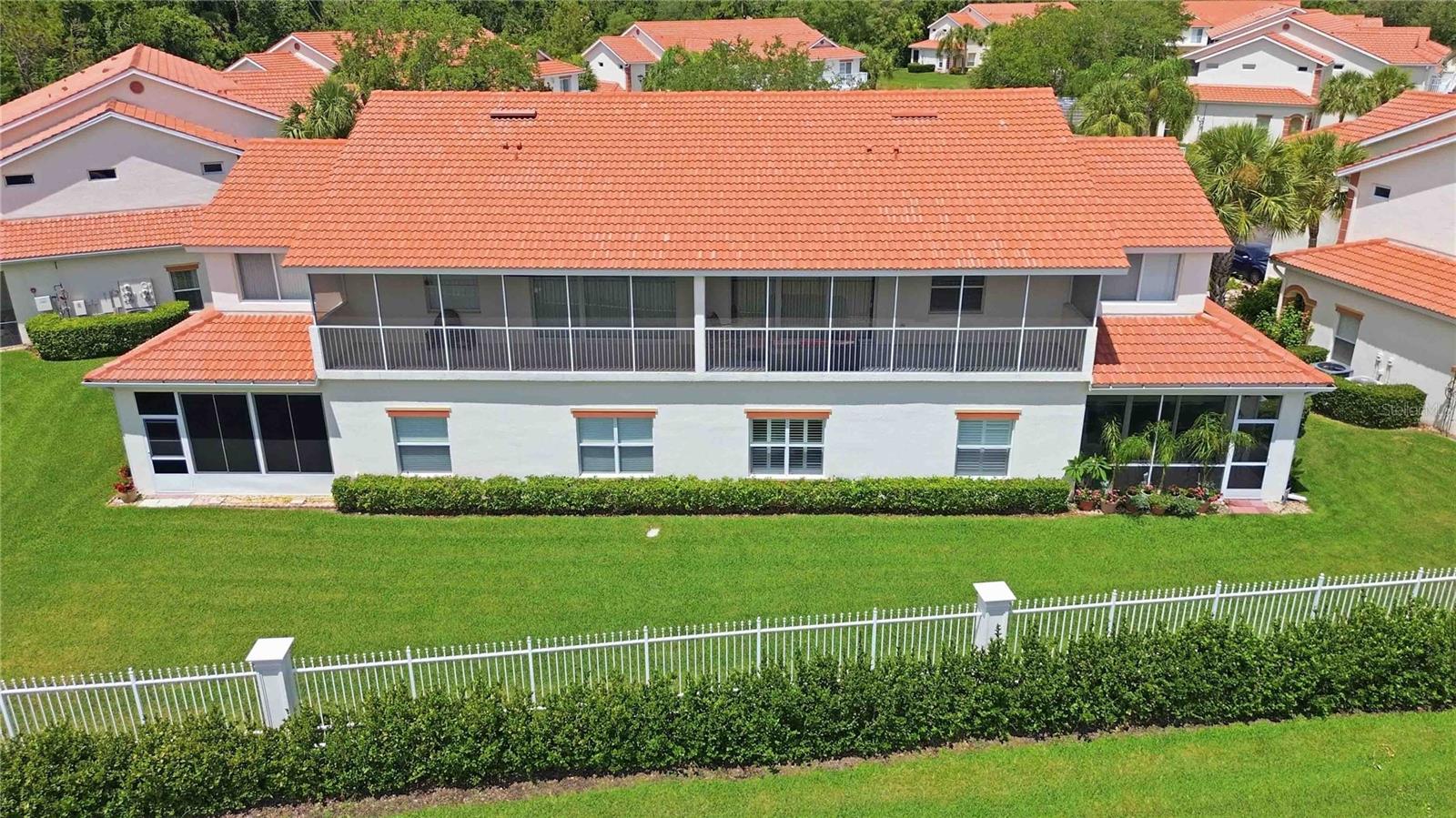PALM GROVE - Residential