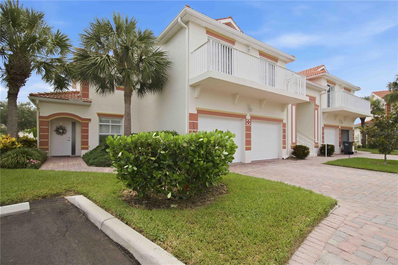 PALM GROVE - Residential