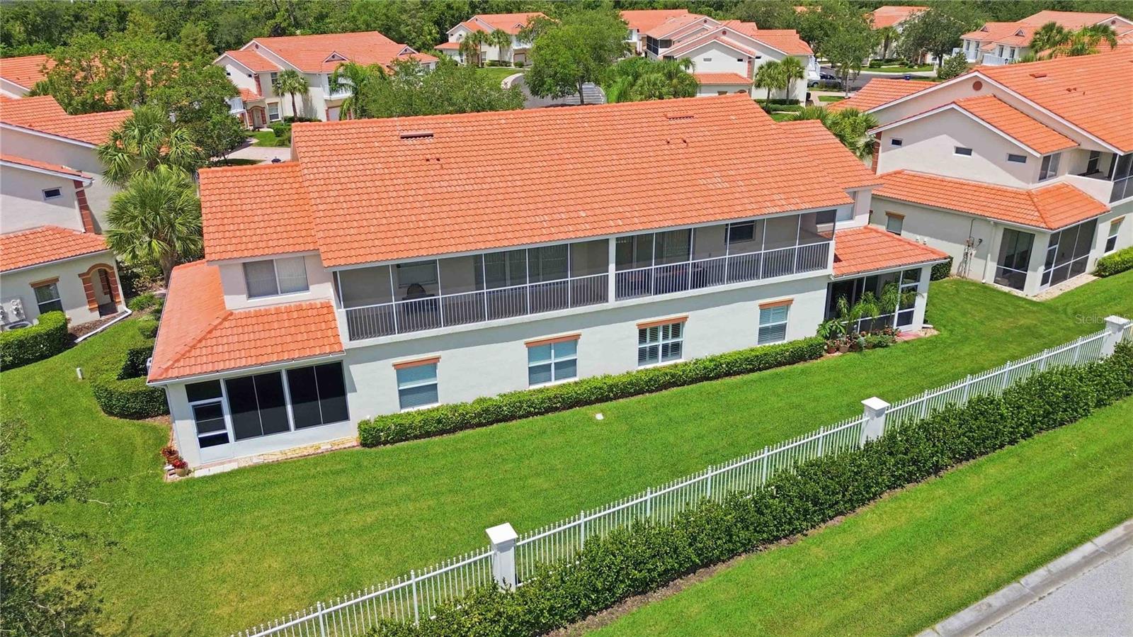 PALM GROVE - Residential