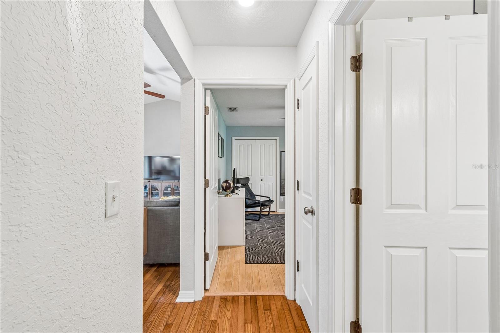 PIPERS MEADOW - Residential