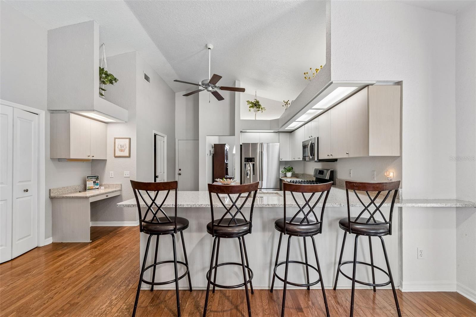 PIPERS MEADOW - Residential
