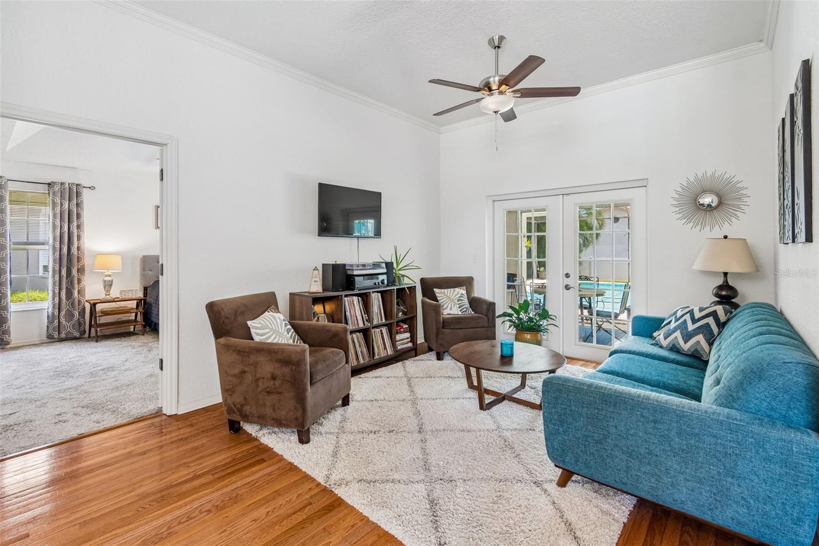 PIPERS MEADOW - Residential