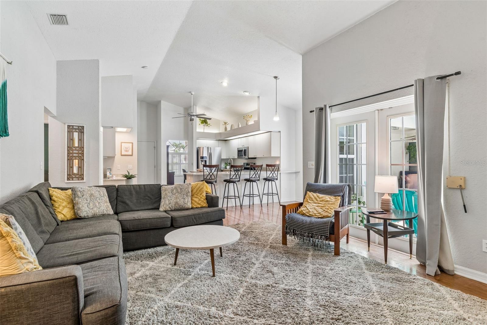PIPERS MEADOW - Residential