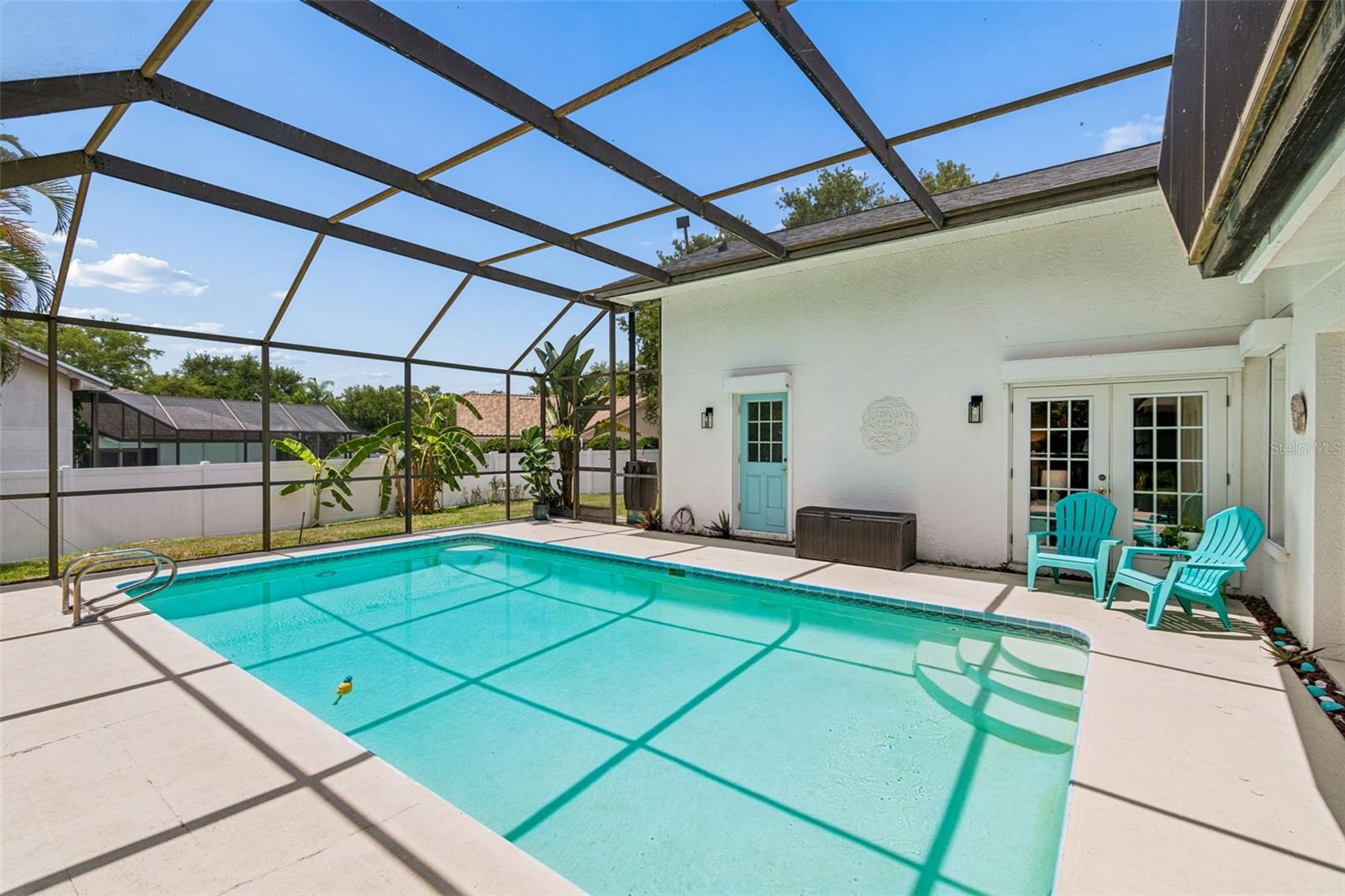 PIPERS MEADOW - Residential