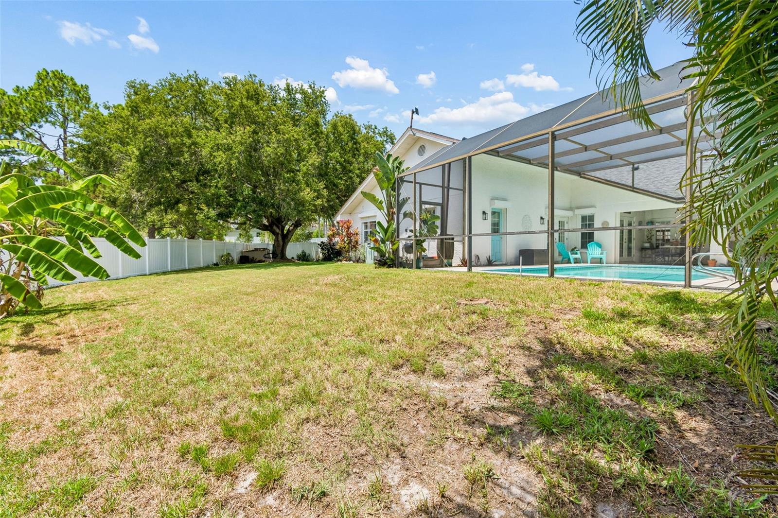 PIPERS MEADOW - Residential