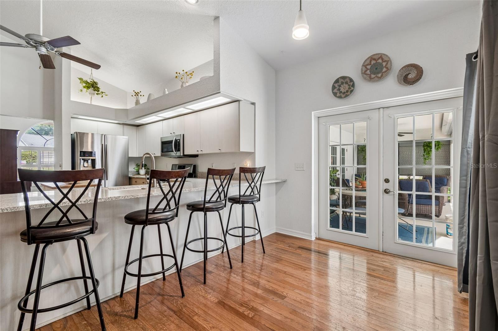 PIPERS MEADOW - Residential