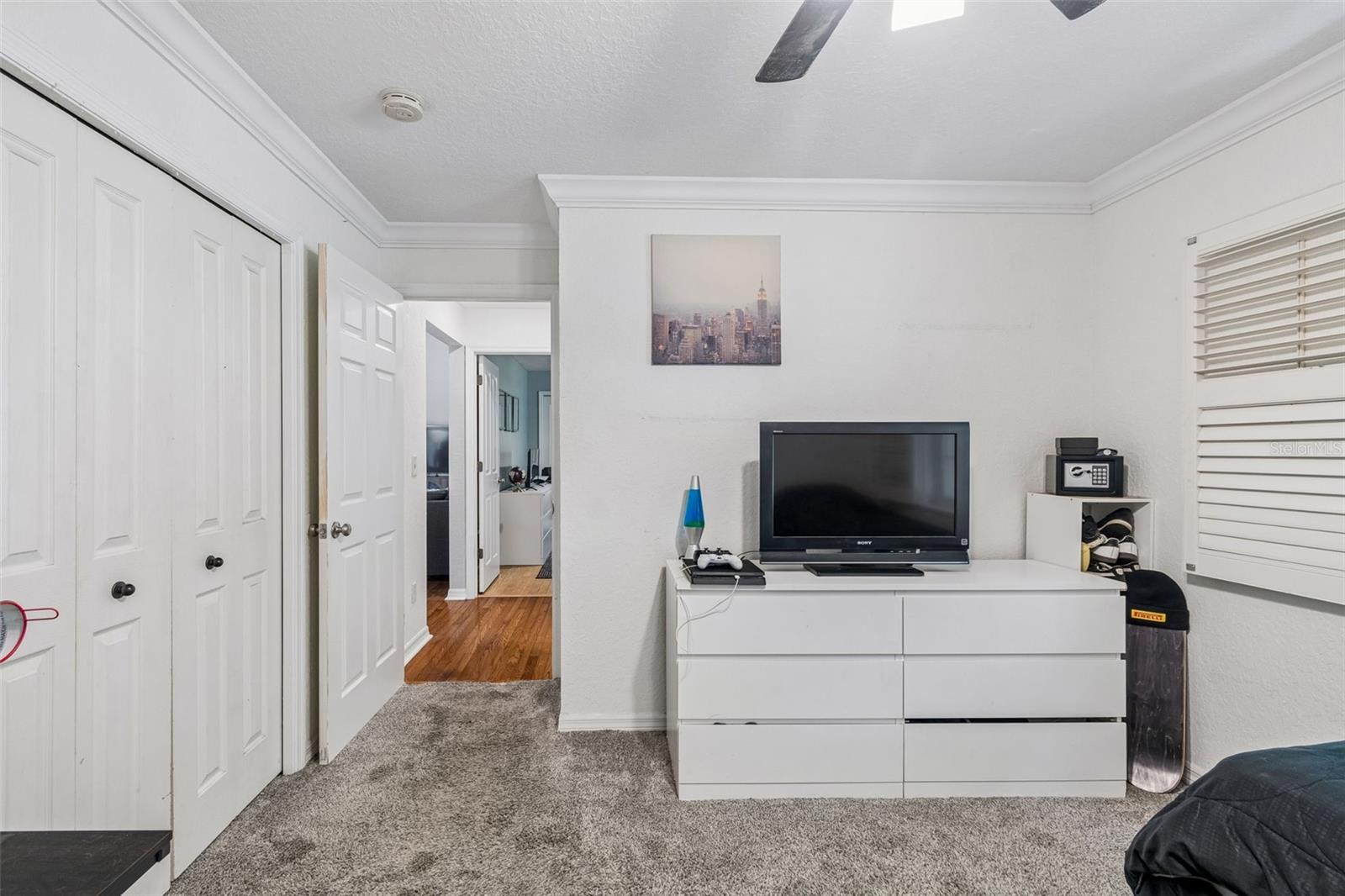 PIPERS MEADOW - Residential