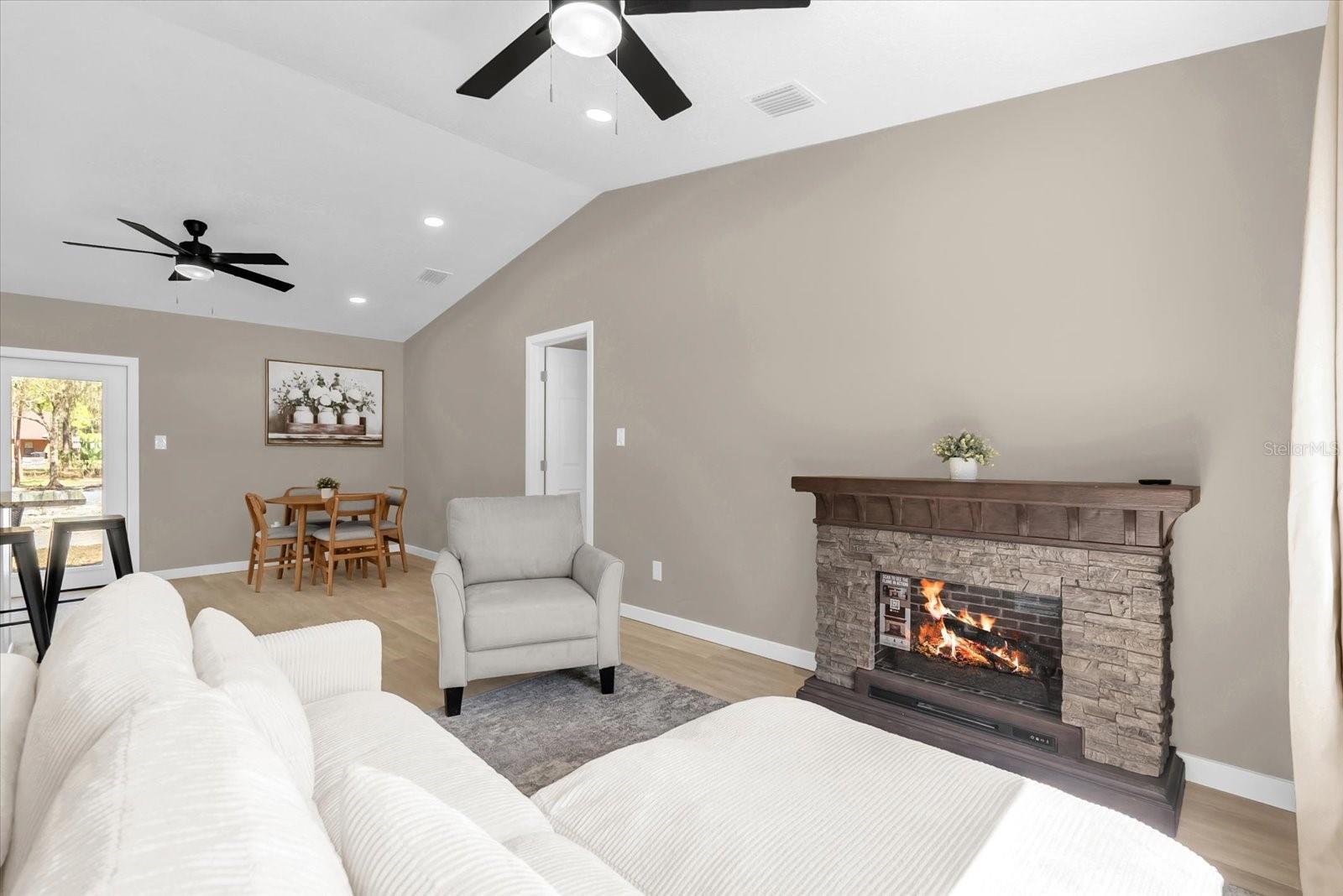 CANAVERAL GROVES - Residential