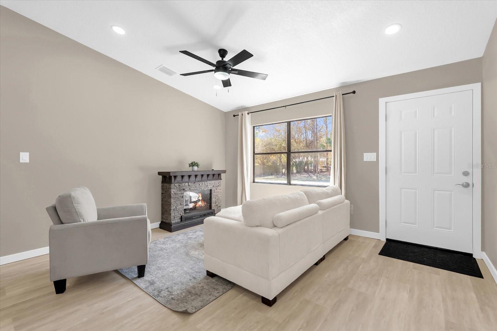 CANAVERAL GROVES - Residential